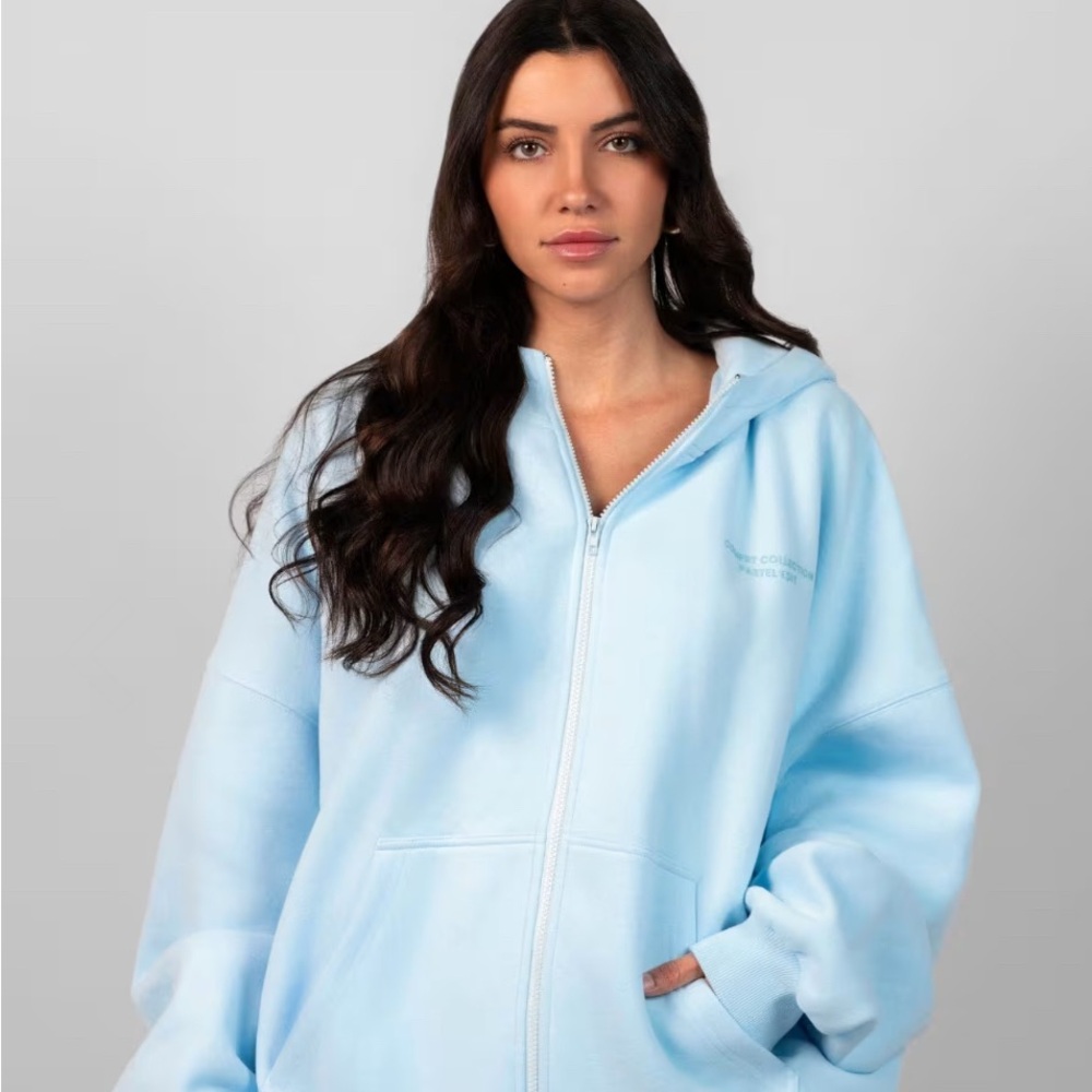 Comfrt Pastel Zip Hoodie